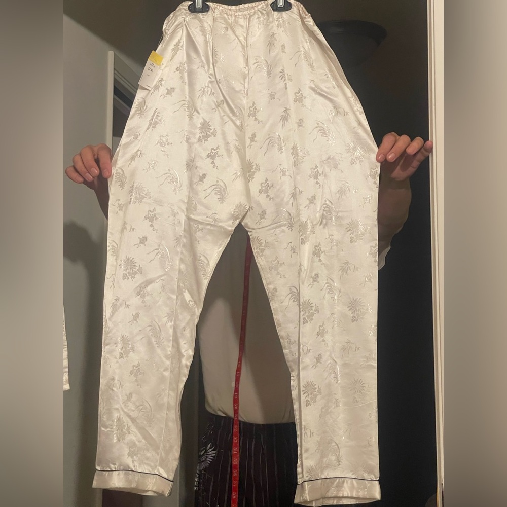 100% silk VTG Chinese 2pc.set S-M NWOT ethnic kimono& pants Satin charmuese - Picture 2 of 16
